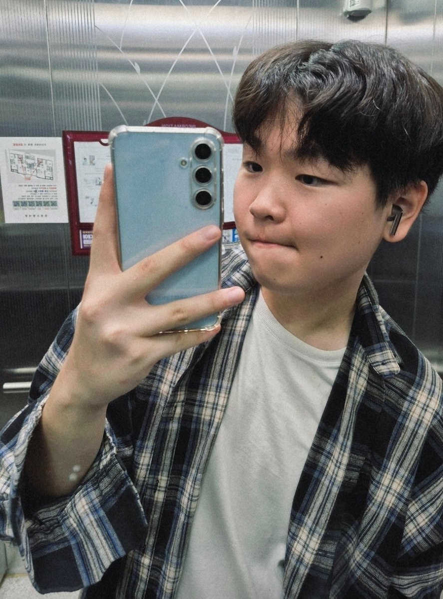 spot0427_'s tweet photo. #게친소
여름사진 꺼내보기! https://t.co/tRKdFBMFdG