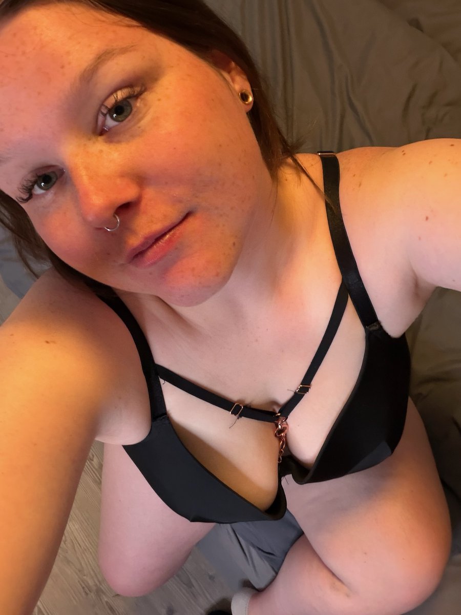 xomaddymay's tweet photo. would you be ashamed to date me? https://t.co/L3K7gDqoBv