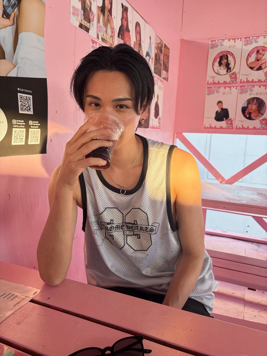 774babu's tweet photo. 今年は海たくさん行けた https://t.co/9Upz4RWkl0