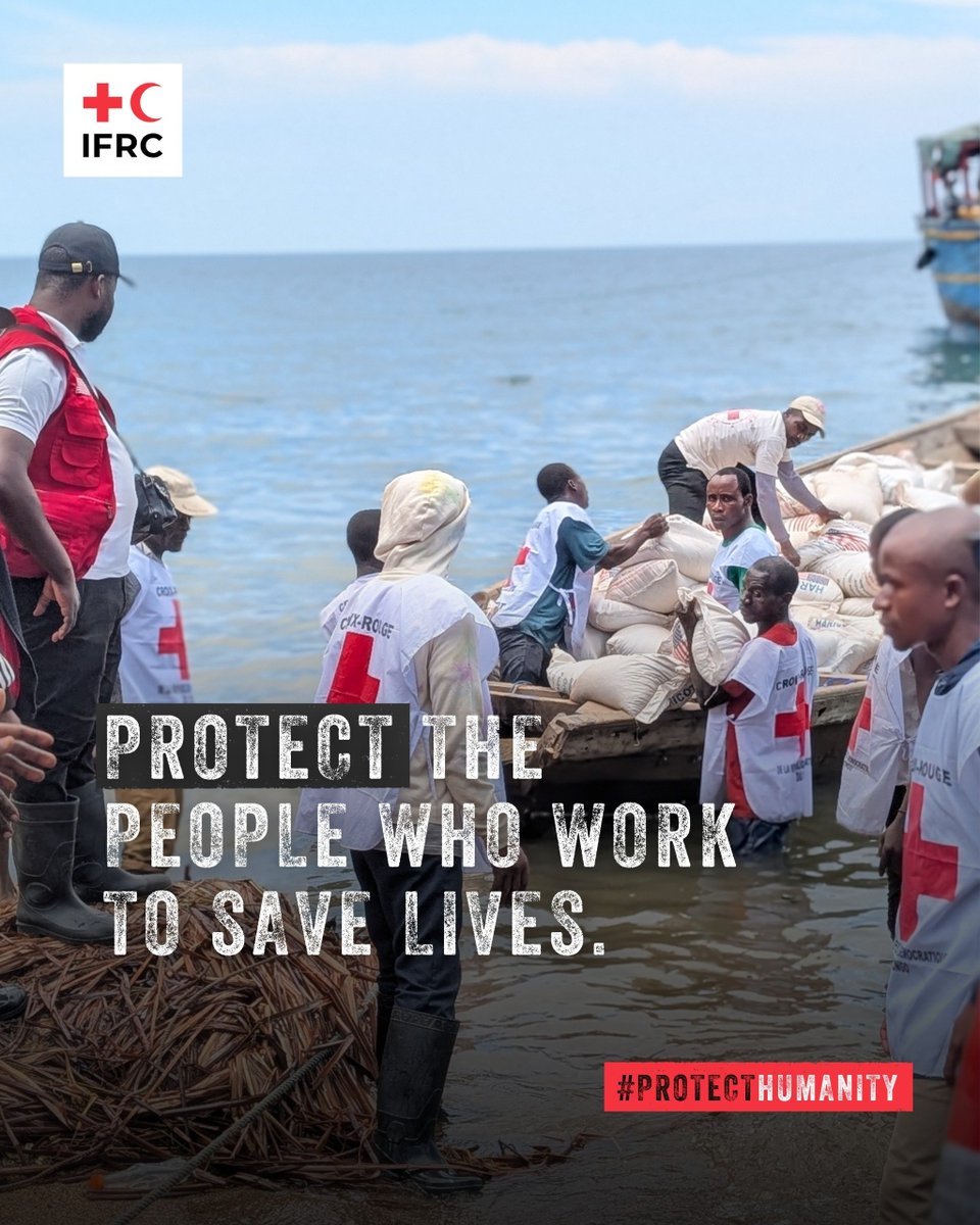 A_Kestens's tweet photo. Every day, humanitarian workers and volunteers go where needs are greatest, often in the most difficult environments.

Their ability to serve their communities depends on something fundamental: safety, respect and protection.

On #WorldHumanitarianDay, a simple but essential principle: those who work to save lives must be protected.

Humanitarian workers are #NotATarget.