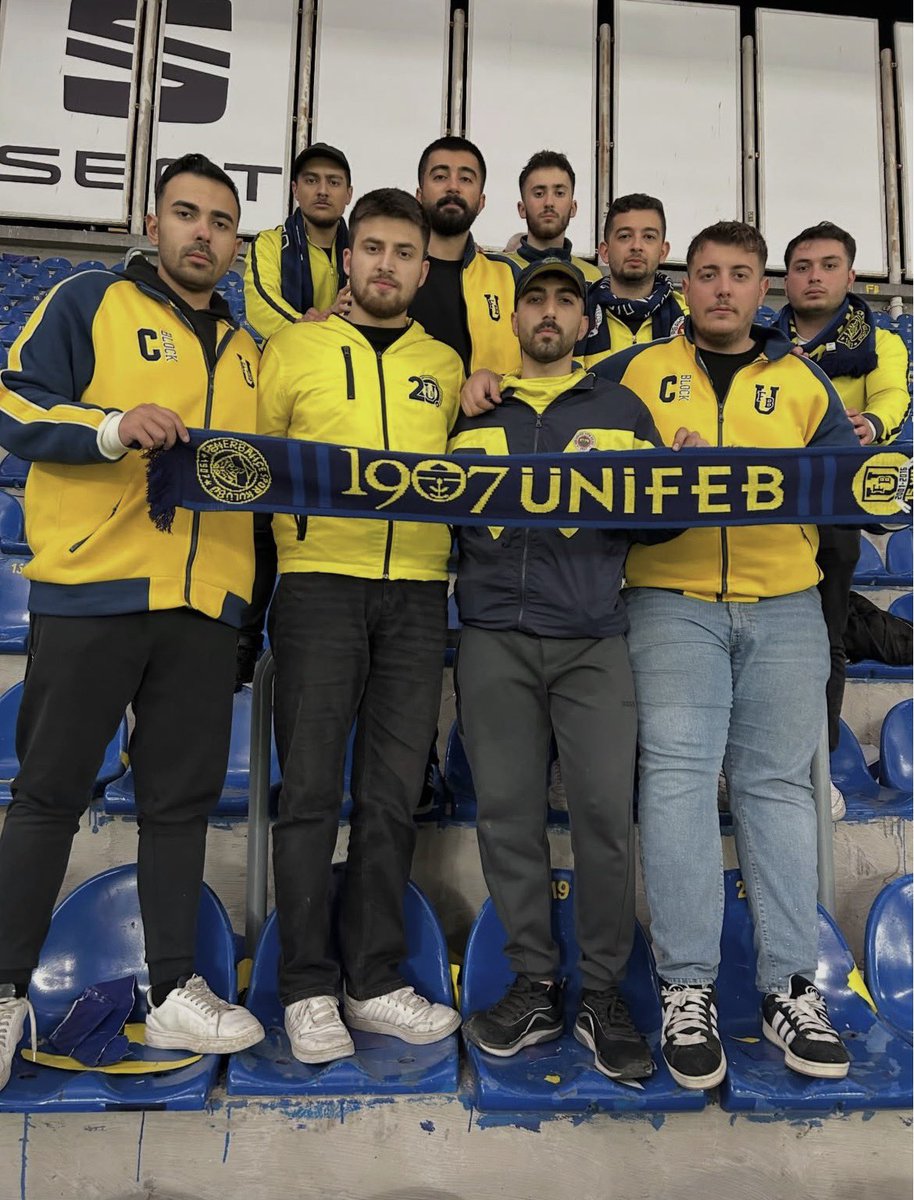 firatufb's tweet photo. Fırat Üniversitesi'ni kazanan tüm Fenerbahçeli arkadaşlarımızı tebrik ederiz. Sizleri de aramızda görmeyi bekliyoruz.
#HaydiSenDeGelKatılBize https://t.co/oQw3UKvTnM