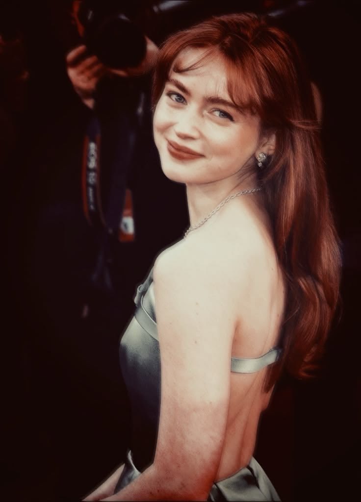 ayelnocturne's tweet photo. pov anton lee as your pacar berondong berbahaya‼️‼️
“kita punya cinta, tapi berondong ini dua kosong kosong empat.”
———
anton riize and sadie sink two tweets au https://t.co/CCXhAgfRk2