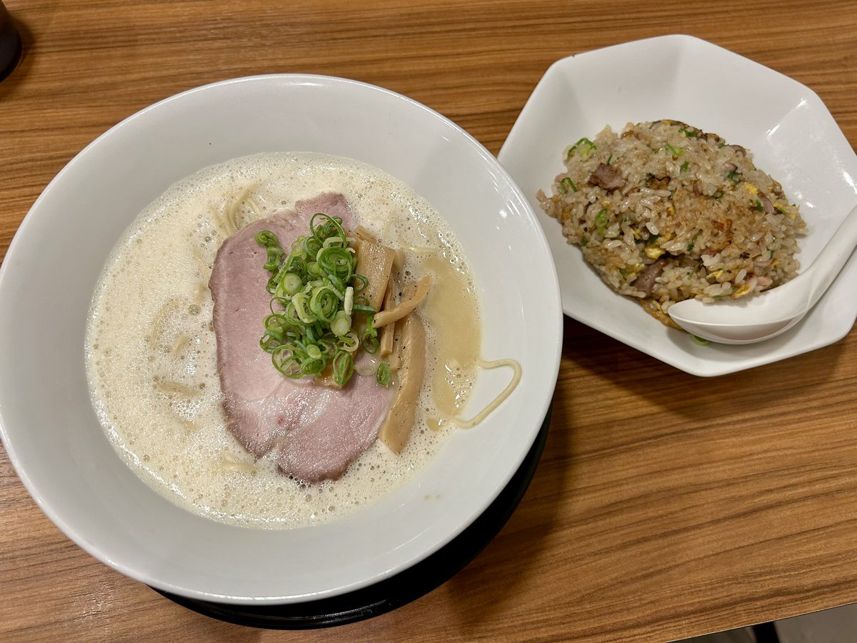 gpoke_TCG's tweet photo. 福井市　麦之助(68杯目/2026年)
鶏白湯 https://t.co/gVdPY4s25O