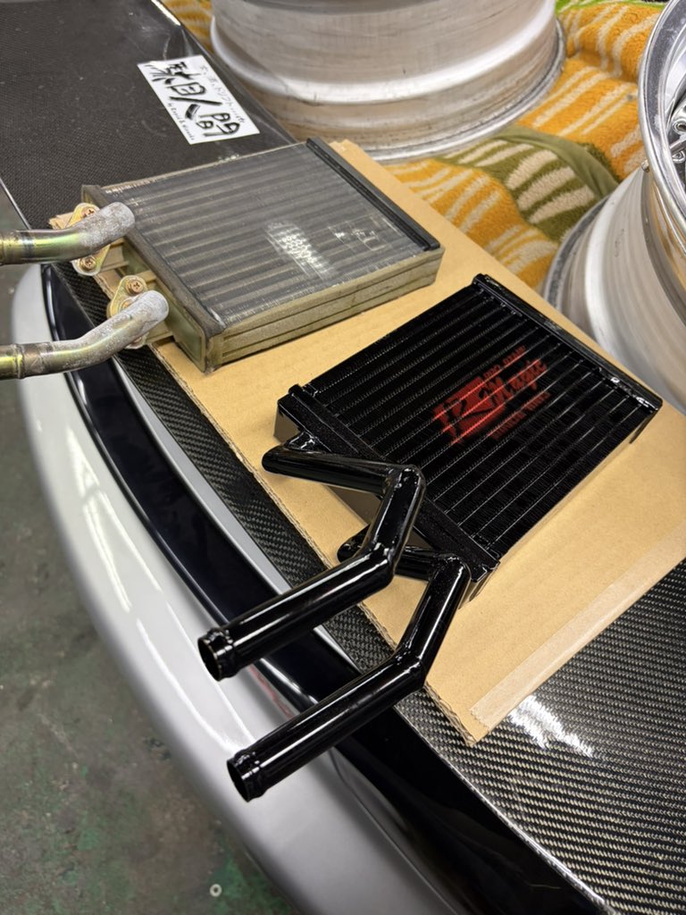 rx7fd3sikeya's tweet photo. 純正廃盤品すね...
対策品としてR魔さんの真鍮コア👿
死ぬまで乗るからいいらw https://t.co/ZGuz7GDHyB
