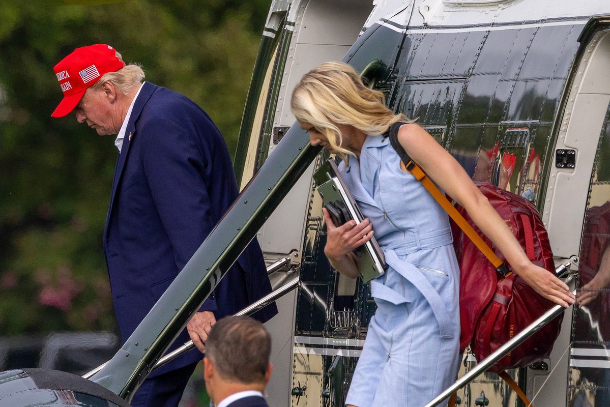 magachrchpastr's tweet photo. Every great leader needs somebody like Natalie Harp around because at the end you don't want to be in that bunker all alone🙏🇺🇸 https://t.co/8hMjQ6jTgn