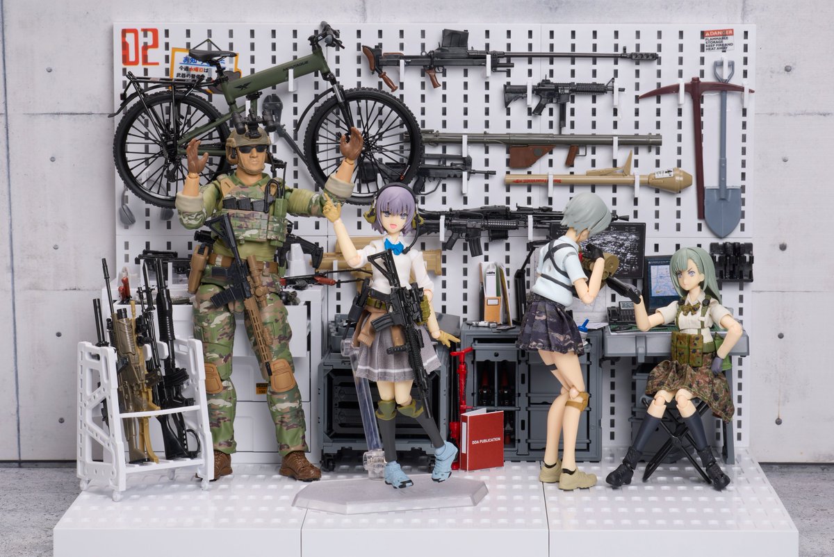 LittleArmory's tweet photo. #リトルアーモリー はシリーズでスケール感で揃えてます！
銃器に自転車に、ごっつい特殊部隊員まで…まるっと同じ世界に詰め込んで遊んでみてください。

#リトルアーモリーを装備 https://t.co/WCe6IygtbV
