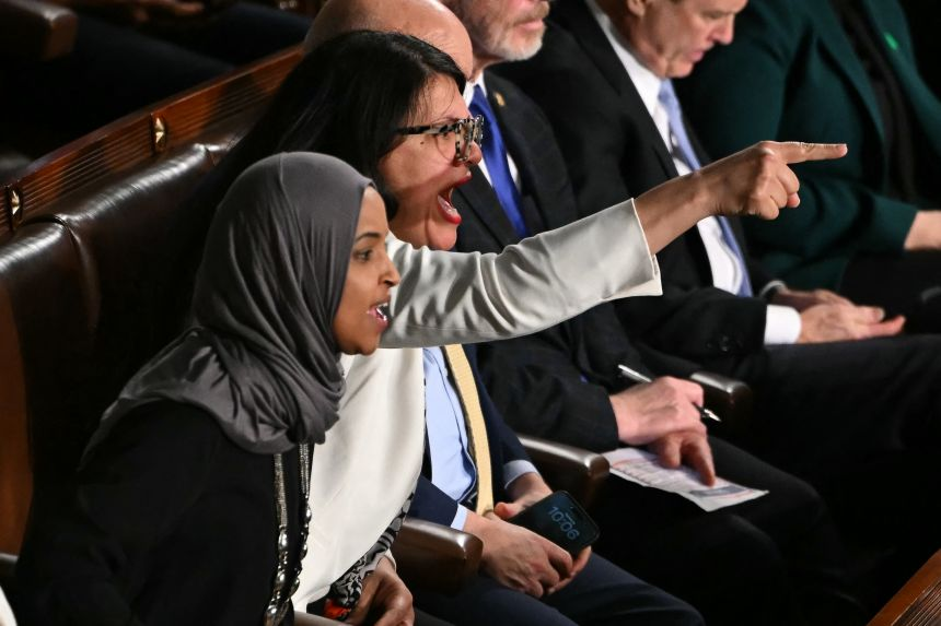 SaltyGoat17's tweet photo. Only native-born American citizens should be able to serve in elected public office

EXHIBIT A https://t.co/vh6SriJD8F