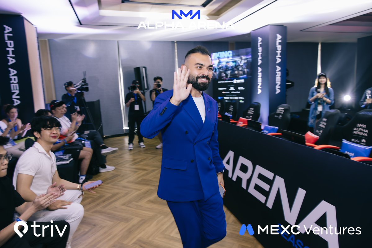 AlphaArena_2026's tweet photo. Big moment 🔥
@MEXC CEO Vugar (@usithetalk) took the stage at the Alpha Arena Grand Final in Bali.
Fortune Favors the Brave.
#AlphaArena #CoinfestAsia2026