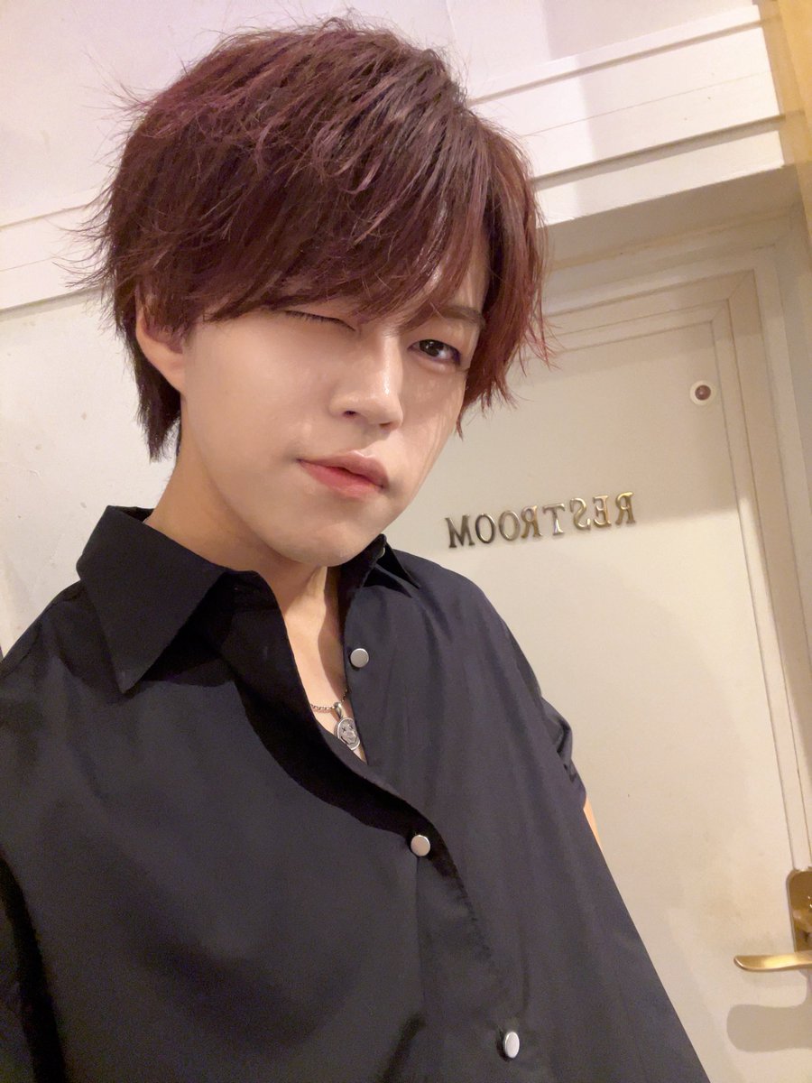 k_takeuchi0328's tweet photo. 2026年9月6日(日)
竹内一央【あなただけの歌】開催‼️

・ご予約開始
8月22日(土)22:00〜スタート🎊

久しぶりにやります👏
歌って語らって���しみましょう🎶
個人的には武者修行dayです😂🔥
ぜひご予約お待ちしてます😆
https://t.co/WUJ9XaAGeq https://t.co/UXmDUnvsgq