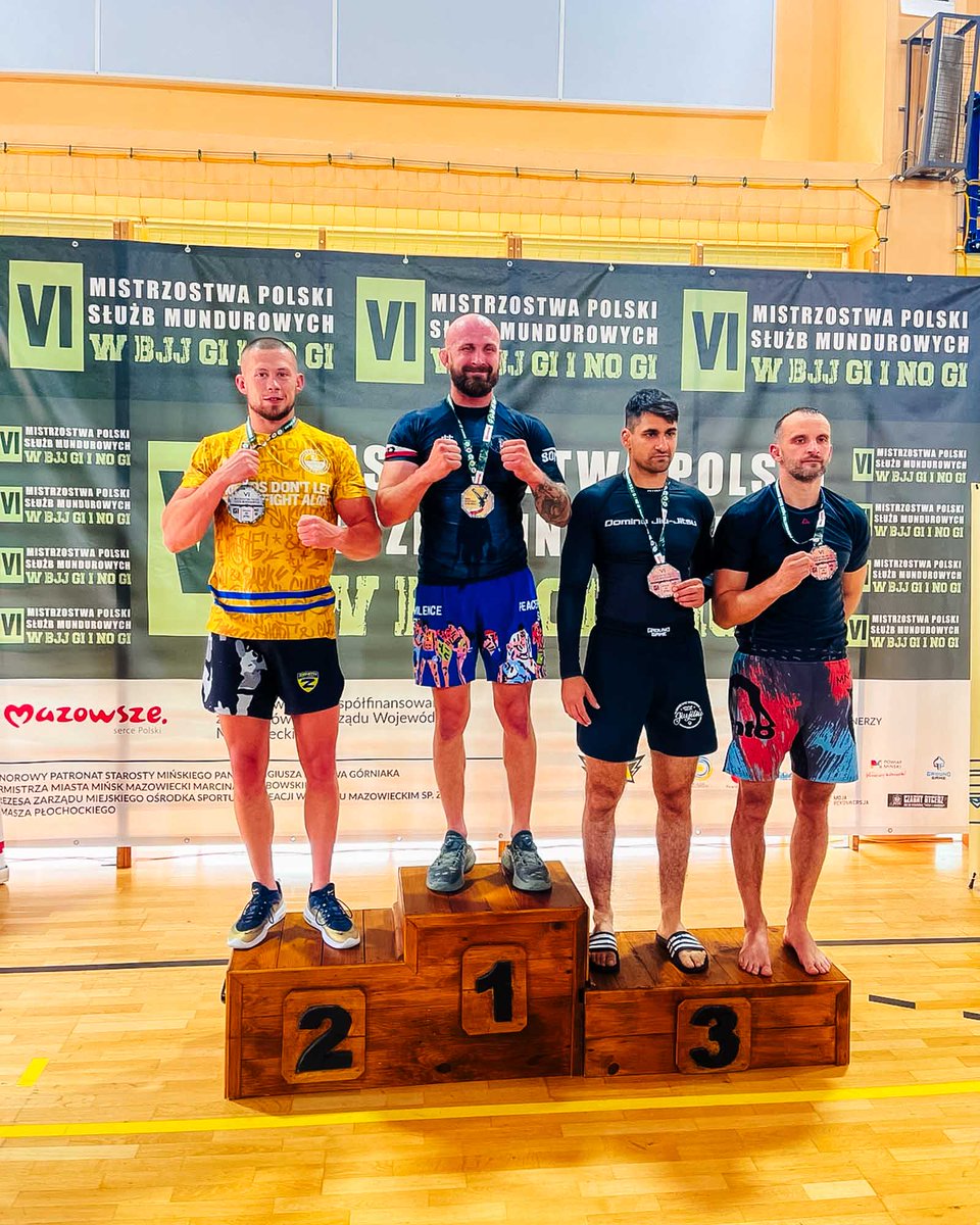 SOP_GOV_PL's tweet photo. 🥋🇵🇱 Funkcjonariuze https://t.co/a8k0GDg4Ic na VI Mistrzostwach Polski Służb Mundurowych w Brazylijskim Jiu-Jitsu

Reprezentanci SOP zaprezentowali wysoki poziom sportowy, determinację i ducha walki, zdobywając łącznie 8 medali – 3 złote, 3 srebrne oraz 2 brązowe🏆
Gratulujemy👏 https://t.co/gQogNwtB7Y