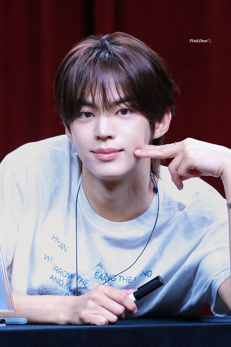dew_inmy_i's tweet photo. 260821
🍡😗
#TWS #투어스 #빵도즈 
#DOHOON #도훈 #YOUNGJAE #영재 https://t.co/EniVCl4fTP