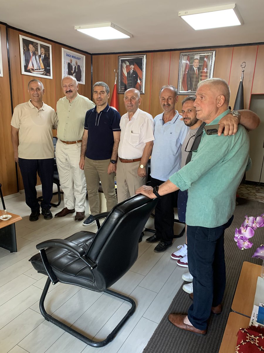 cebi_recep's tweet photo. Hemşehrimiz  Afyonkarahisar Valimiz Sayın Naci AKTAŞ Beyfendi  Misafirimiz Oldu Sn Valimize Nazik Ziyaretleri İçin Gönülden  Teşekkür Ediyoruz İşlerinde Üstün Başarılar Diliyoruz https://t.co/hF4ZTzVDVL