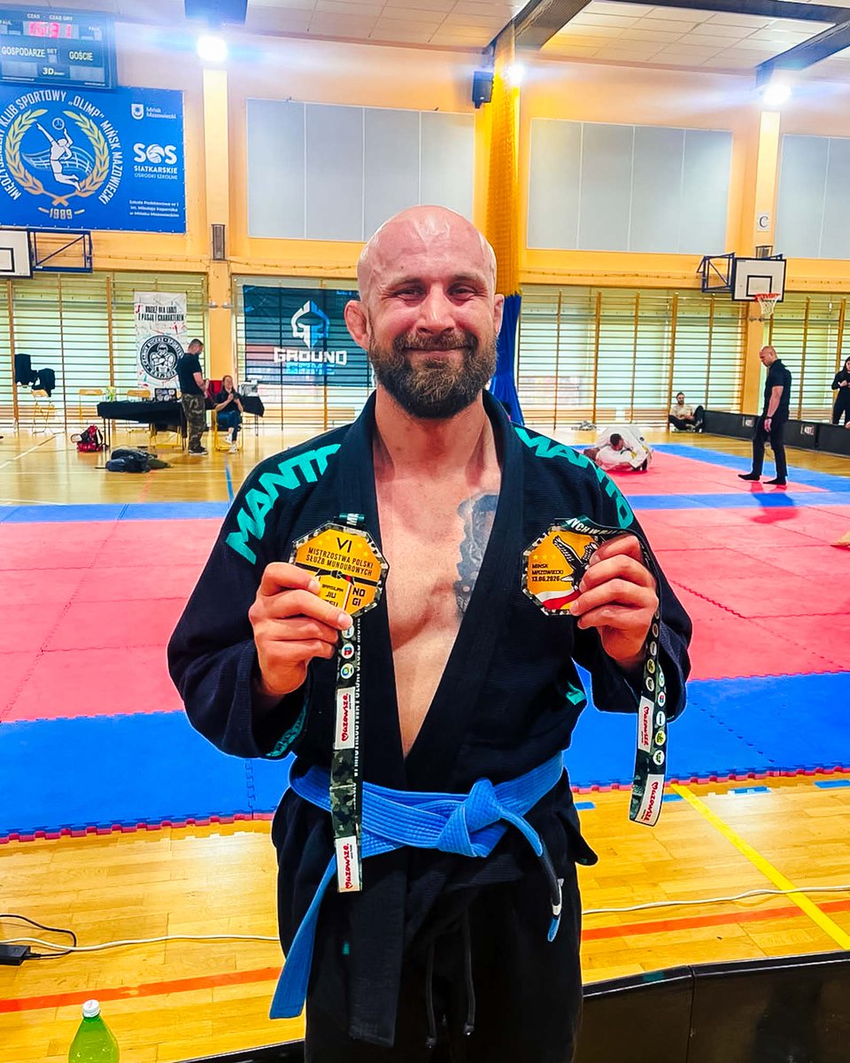 SOP_GOV_PL's tweet photo. 🥋🇵🇱 Funkcjonariuze https://t.co/a8k0GDg4Ic na VI Mistrzostwach Polski Służb Mundurowych w Brazylijskim Jiu-Jitsu

Reprezentanci SOP zaprezentowali wysoki poziom sportowy, determinację i ducha walki, zdobywając łącznie 8 medali – 3 złote, 3 srebrne oraz 2 brązowe🏆
Gratulujemy👏 https://t.co/gQogNwtB7Y