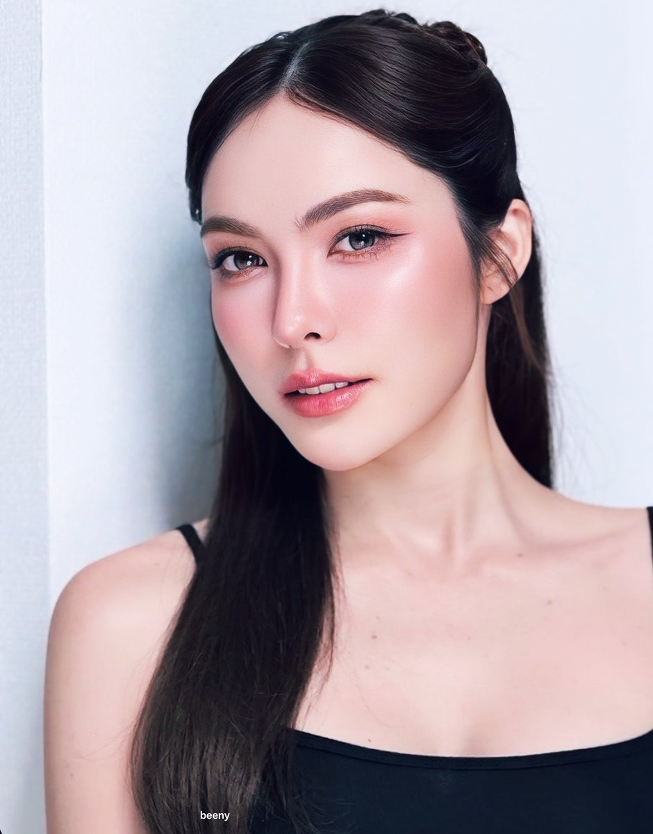 1904Taeny981's tweet photo. ชาล็อต ลุคนี้สวยมาก แบบละมุนเกาหลีเกาใจ 🫠🫠🫠📸

#ชาล็อตออสติน #CharlotteAustin
@itscharlotty https://t.co/tqyHQBhQL8