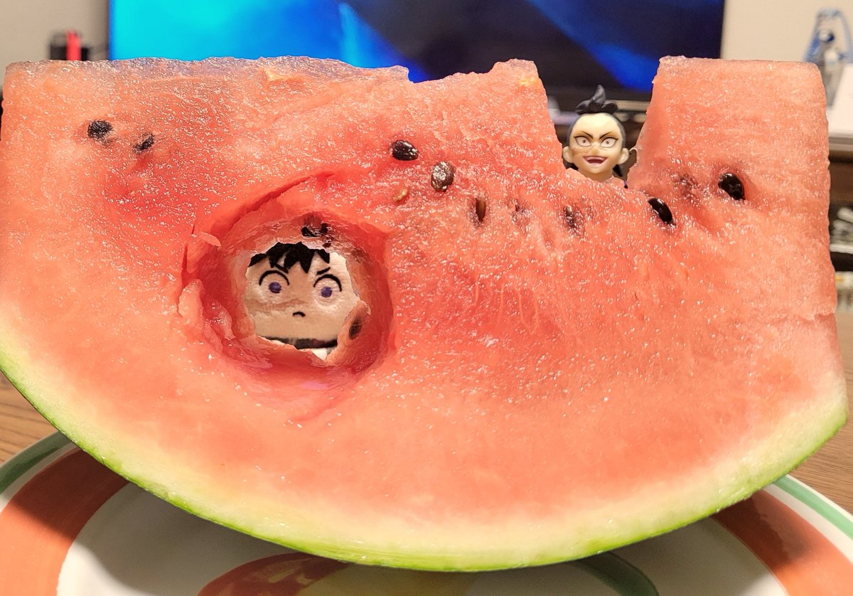 fnhJWb2INDDMFqm's tweet photo. 🍉
上から喰うか
中から喰うか https://t.co/Jc875kUyHf