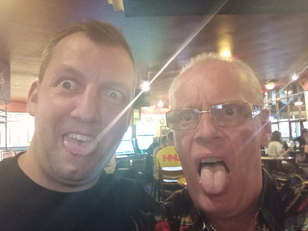 TrevCampbell's tweet photo. #tonguesout #messingabout on a Thursday night ๐ https://t.co/19rplPfe8n