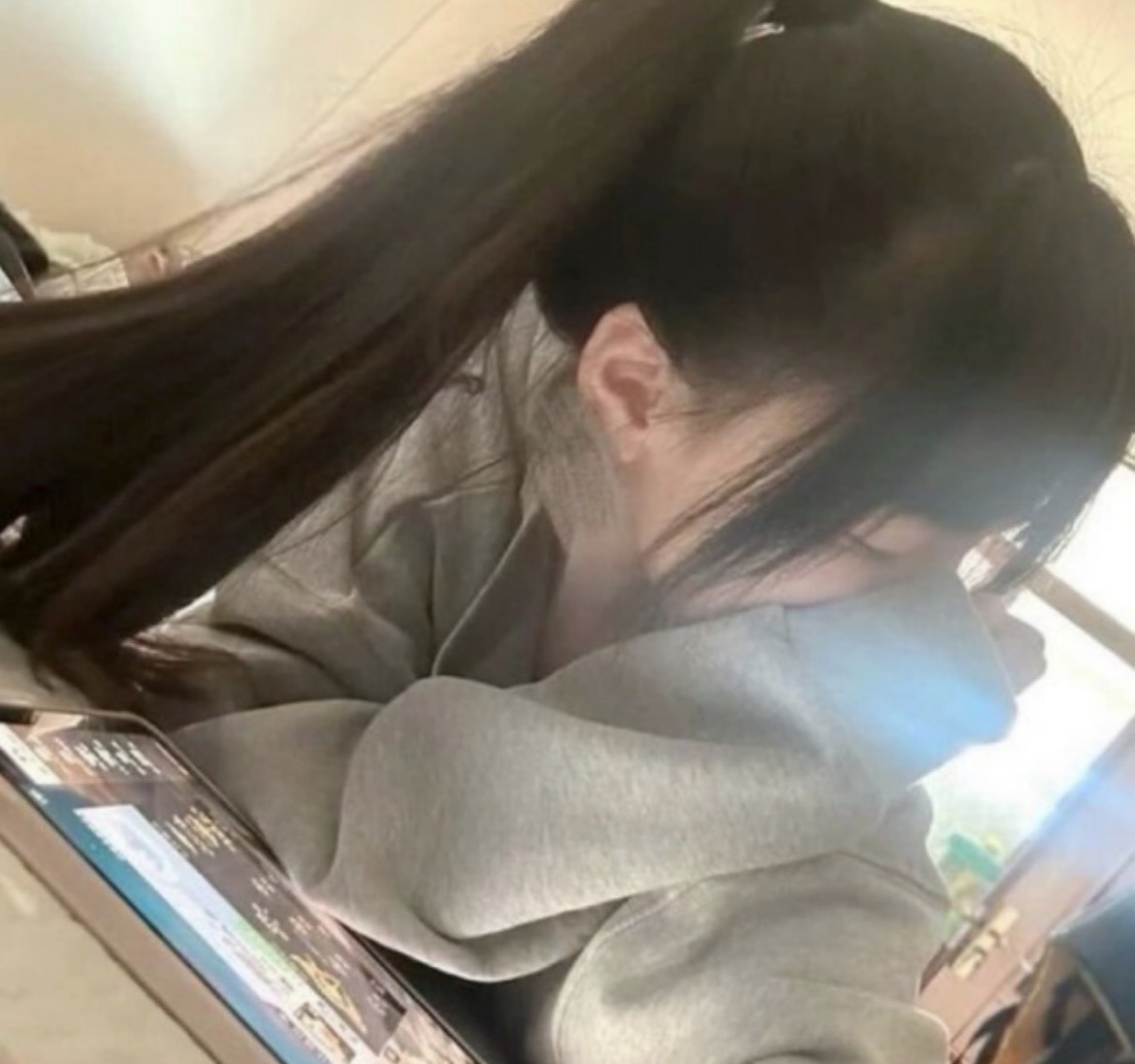 KazimOrbay55's tweet photo. ♡押したら覚悟してよね？？笑    
※音注意        

▶︎•၊၊၊|။|။|။၊|• 15:08 https://t.co/Ry27l8OK32