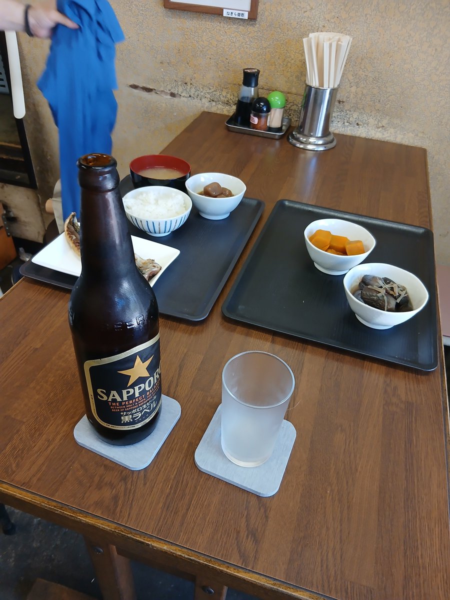 binbi_ru's tweet photo. 両国の下総屋食堂🍻🍻 https://t.co/39GCHDpLgm