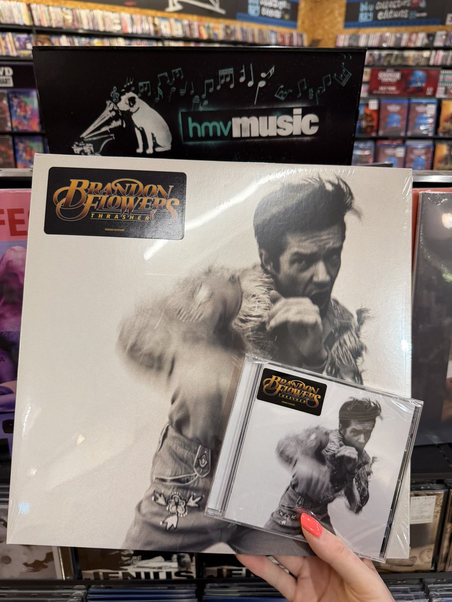 hmvSolihull's tweet photo. 🎵 NEW MUSIC 🎵

New music from Paul Heaton, DMA’s, Brandon Flowers, Twenty One Pilots, Sam Smith and Jorja Smith out today!! 

Check out our full selection of new music in-store ✨

#NewMusicFriday https://t.co/UUJdXuNfrj