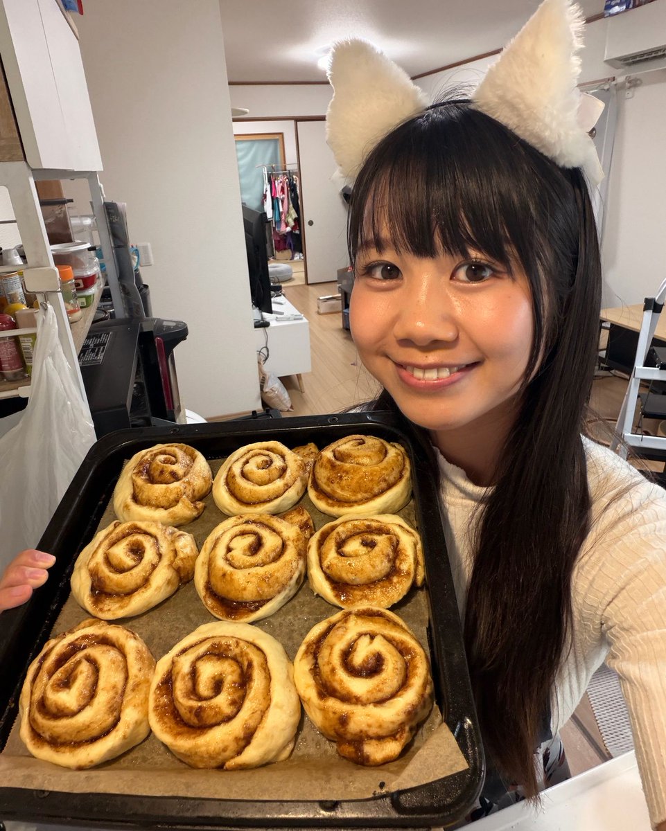 yoshimyann's tweet photo. シナモンロール焼いてみた！👩‍🍳💕
I tried baking cinnamon rolls!
시나몬롤을 구워봤어요! https://t.co/Ip0Nz6RUdn