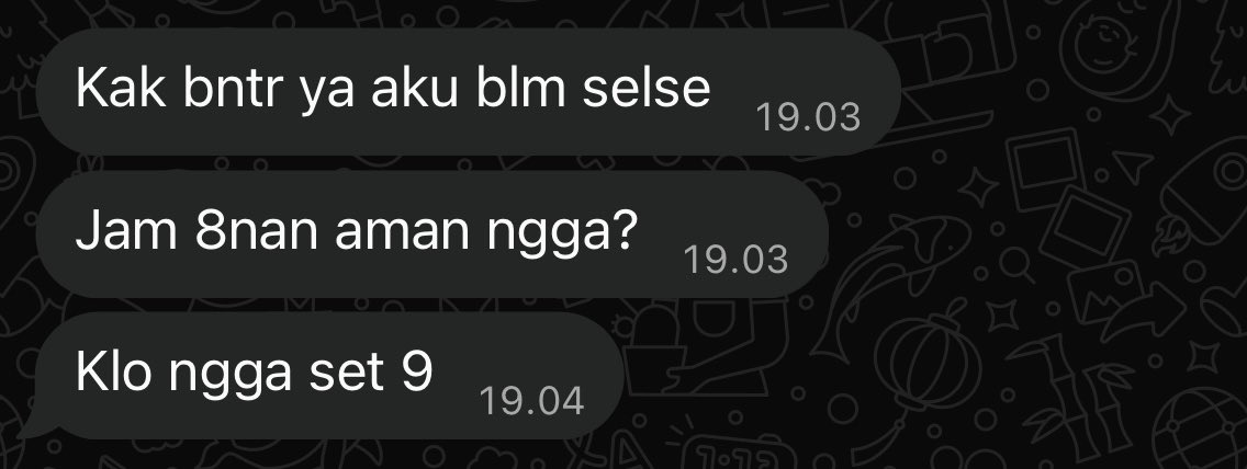 rapcat28's tweet photo. Kek maksut??? Dia mau nailartin gue jam set9 malem😭 sumpa ga abis pikir bgt dan jujur kesellllll https://t.co/PcoO9aZaPr