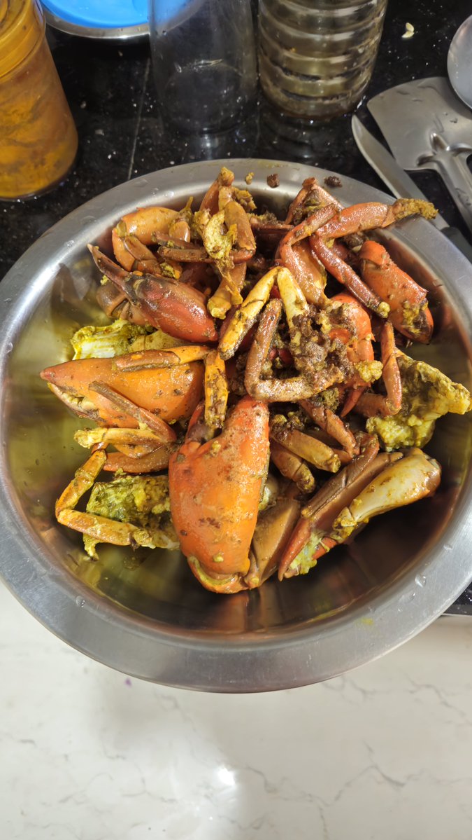 chillynelliFC's tweet photo. Perks of WFH! 😍😋🦀
Had crabs for the first time after 6+ years. It was unbelievable n soul satisfying 🥹❤️ https://t.co/amhS3KqsHs