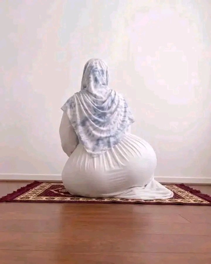 UTDLucky_'s tweet photo. Na Muslim woman i go later marry https://t.co/ruPsXG9SL8