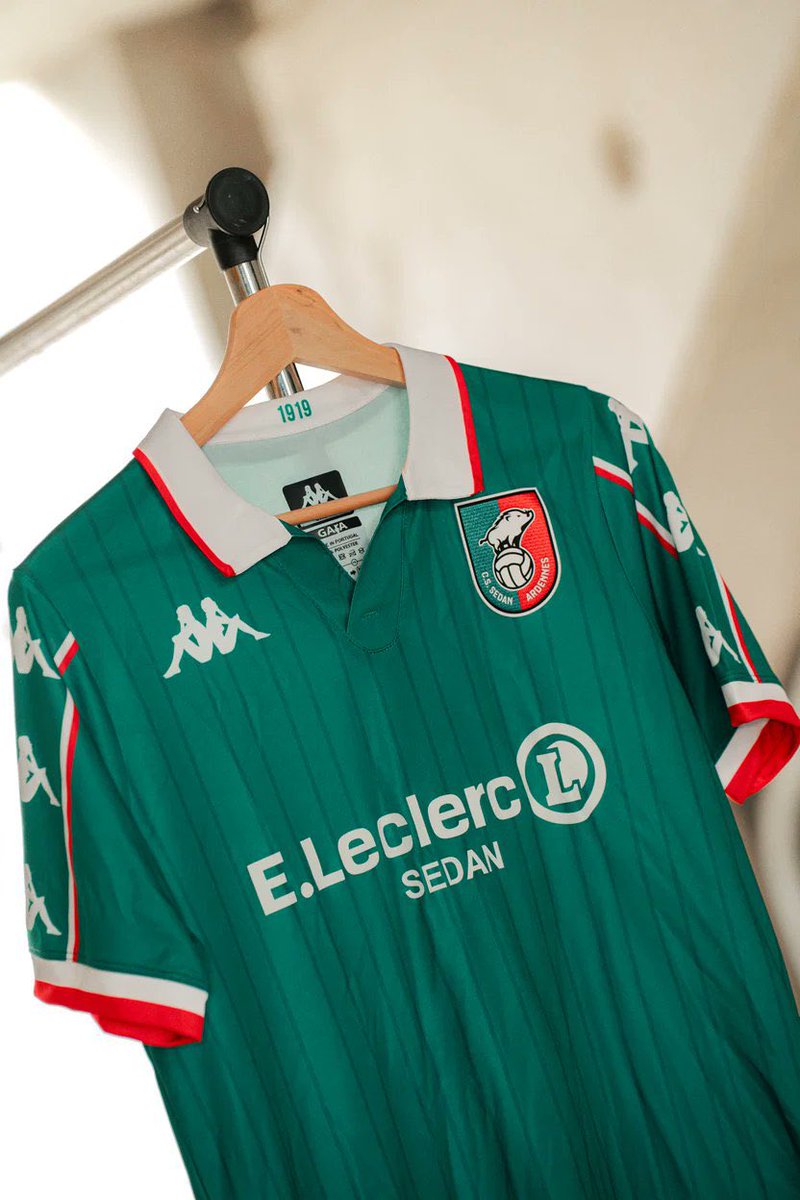TheShirtUnion's tweet photo. 🟩| @_CSSA Home 26/27

Very classy shirt from @KappaFrance 👏

Tonal pinstripes, a wonderful retro collar all decked out in that gorgeous green base colour. https://t.co/JGXUjj8jPi