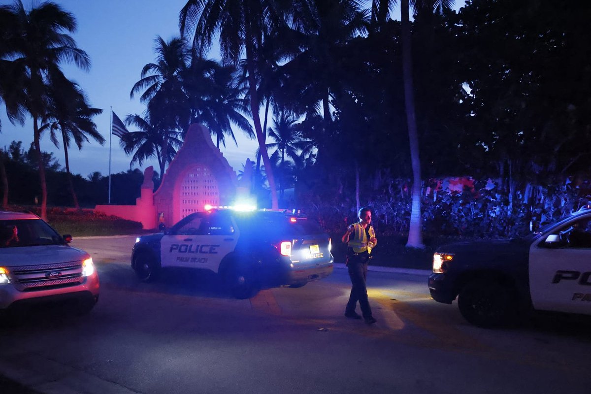 GuntherEagleman's tweet photo. THE TABLES HAVE TURNED.

The DOJ is now pulling in FBI officials who carried out the 2022 Mar-a-Lago raid for questioning.

Investigators are examining whether Trump was the target of a criminal conspiracy against his rights.

The same people who raided a former president’s home are now the ones being looked at.

No more double standards. No more sacred cows. Full accountability!