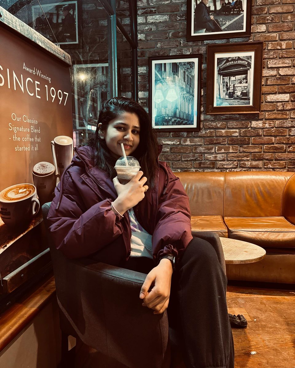 MeErA0312's tweet photo. Coffee cozy corners and a little peace of mind ☕️🤎 https://t.co/bJBSbfoWb3
