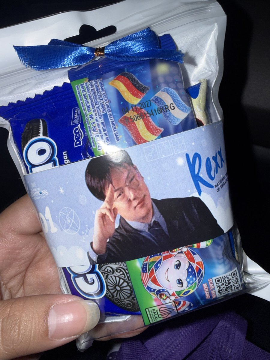 rafalianjani's tweet photo. Buat kaka kaka yang ngasih freebies snack. Terimakasih banyak yaaa✨ semoga diganti rezeki yang lebih banyak. Amiiiin 🤲🏻 meskipun aku belum dapet tiketnya 🫶🏻 love you kaka, love jasper🫶🏻🫶🏻✨ https://t.co/xoZxQJhQVy