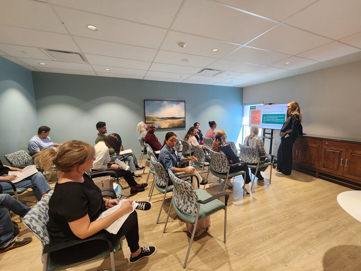 JessicaBre91227's tweet photo. Enthusiasm and engagement from the Clare McFaul team as they begin their journey with @RNAO's Clinical Pathways and BPSO programs. Building a culture of evidence-based practice starts with passionate champions and committed teams. @DorisGrinspun @Julia__Fine  @blyoung_rnao https://t.co/LUo0pSNANn