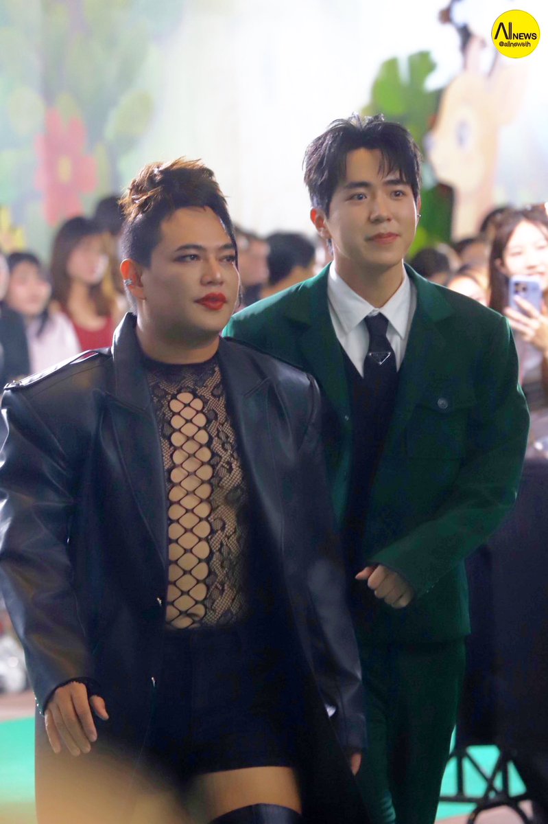 AllNews_th's tweet photo. #คัลแลน #พี่จอง #น้องแดน ในงาน “THE GRAND CELEBRATION OF HAPPITAT: THE MAGICAL DESTINATION OF HAPPINESS”

#พี่จองคัลแลน #jungcullen
#แฮปปี้แทท #Happitat #TheMagicalDestinationOfHappiness #TheGrandCelebrationOfHappitat #CPAXTRA https://t.co/QdSh1Y5uI2