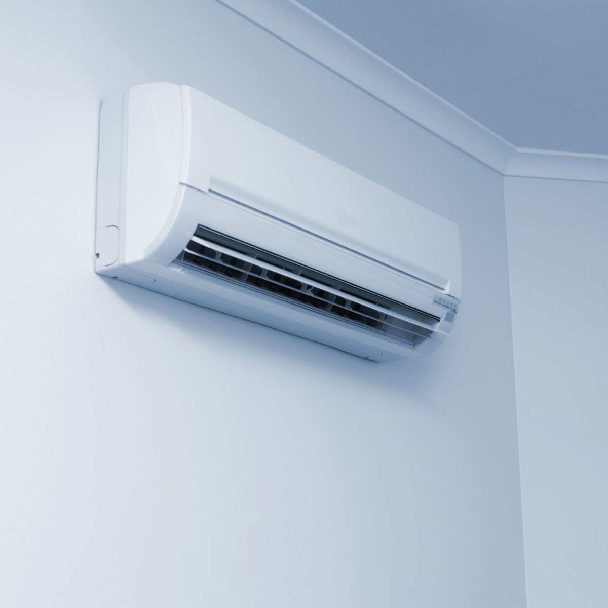 kiyashaber563's tweet photo. KIYAS | günde 8 saatlik kullanımda aylık elektrik faturasına yansıma:

Klima: 1.250 TL

Mini fan: 16 TL https://t.co/aaJtM4Zrd0