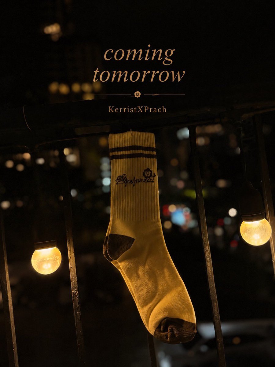 stjinx_maya's tweet photo. KERRIST × PRACH — TEN YEARS, STILL HERE.
เจอกันพรุ่งนี้ครับ

For Thai Order :
Line official @kerristb

For International Order :
Line official @inkerristxprach https://t.co/HcVKqrdJme