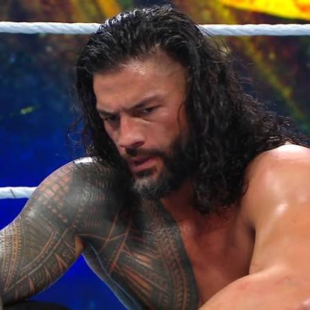 DFW_Wrestling's tweet photo. @KingKoa_DFW @Dragon_EFED He looks at Dragon, debating weather he should go for the pin, instead..HE GRABS DRAGON AND LOCKS HIM IN THE GUOILTINE, SENCHING IT IN! https://t.co/rV1SYAZhDH