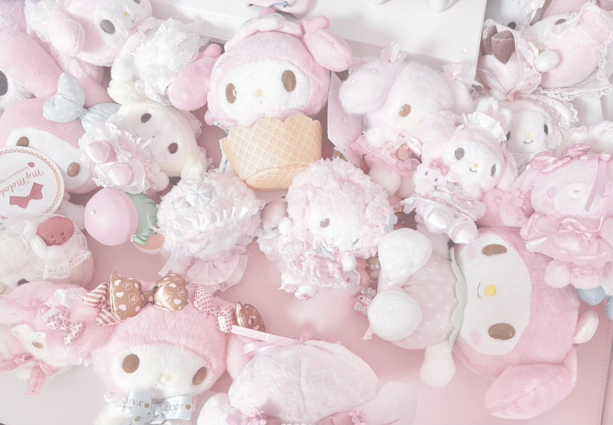 fluffy_bunny___'s tweet photo. 취향이 맞는 분들을 만나 뵙고 싶어요 ᐡᴗ͈  ̫ ᴗ͈ᐡ♡🎶

#일상계_트친소 #오타쿠_트친소 https://t.co/RUUSE2ZOMM