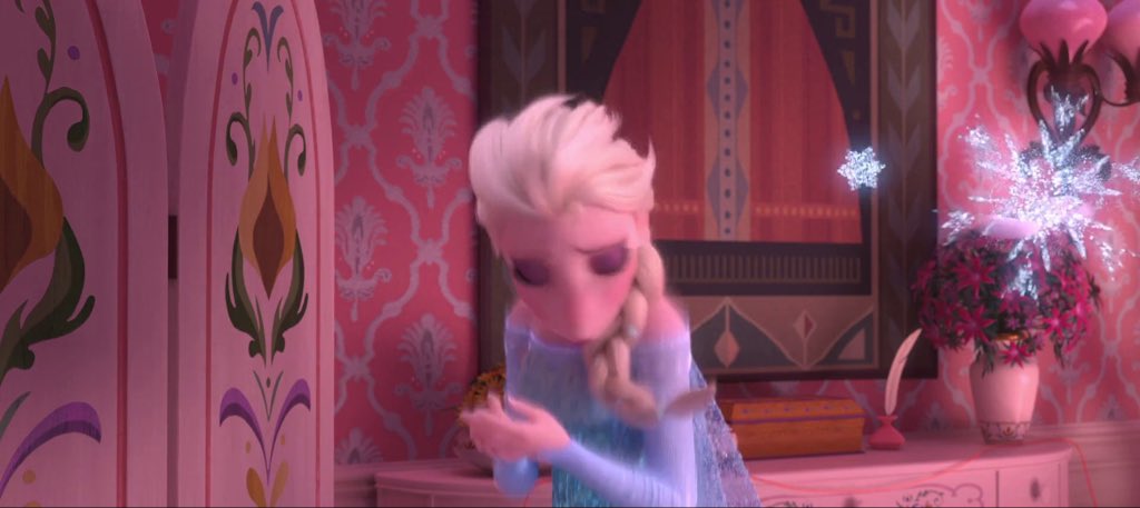 honeymoron's tweet photo. Frozen Fever Elsa was going through it https://t.co/qkkR5g8IrK