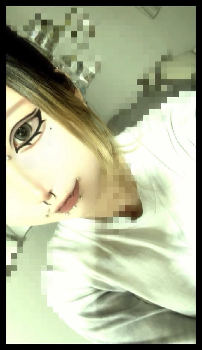 fr1e0ex's tweet photo. そんな固定概念捨てちまえよ
 #自撮り界隈  #自撮り界隈さんと繋がりたい  #雰囲気 https://t.co/Lp7njT84o1