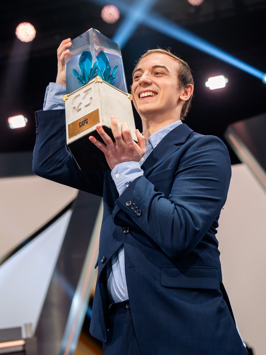 lolesports's tweet photo. Caps, the Beacon of Hope 👑 https://t.co/EBI2rUbpds