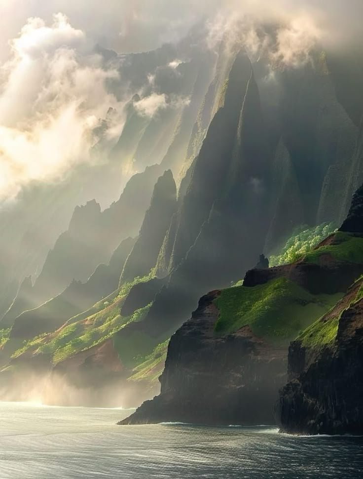 onllycutestuff's tweet photo. Napali Coast, Hawaii https://t.co/dcTsGqghtC