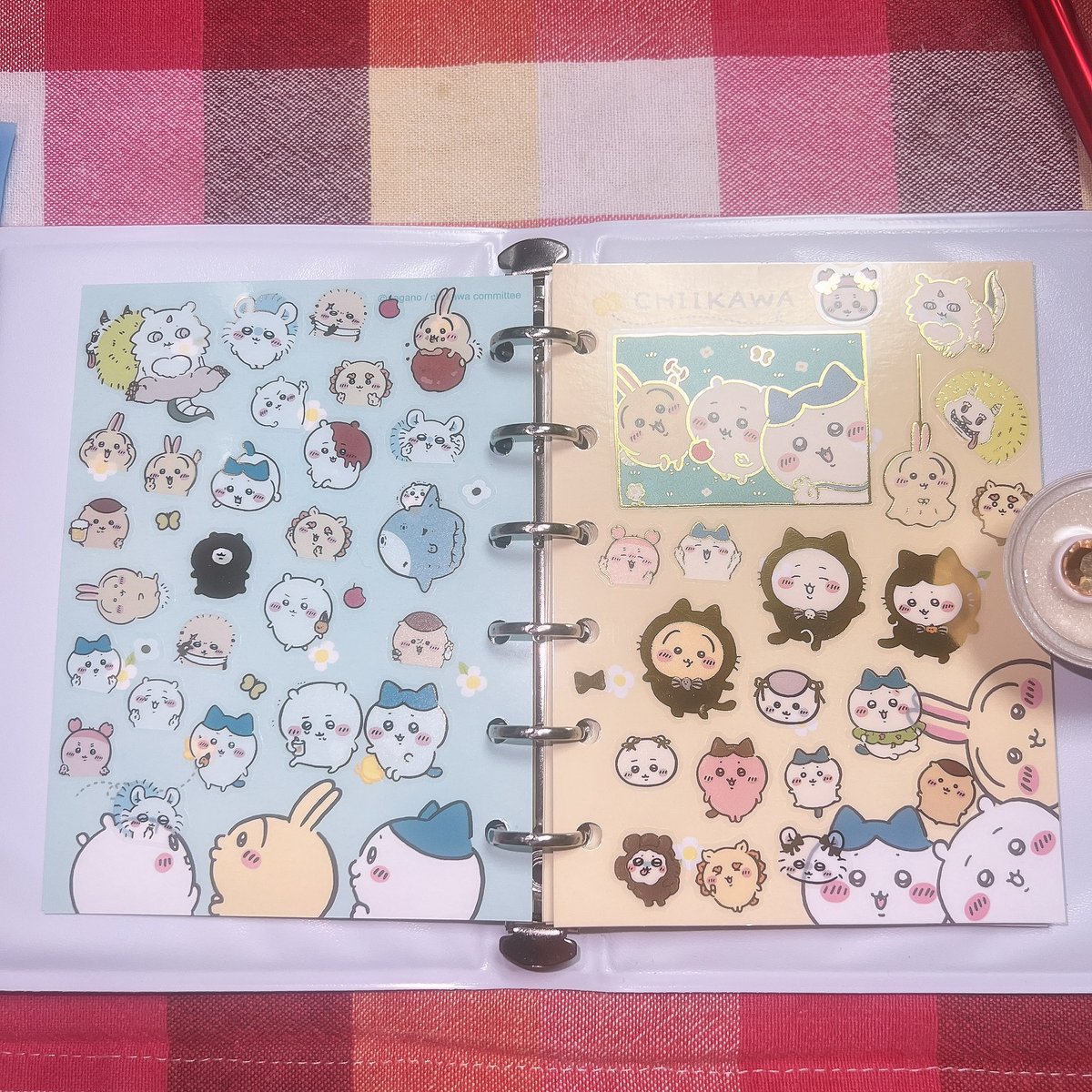 chiiusa_3's tweet photo. ちいかわ シール帳🧸🐟⭐️

その1 https://t.co/veykmV9Wl5