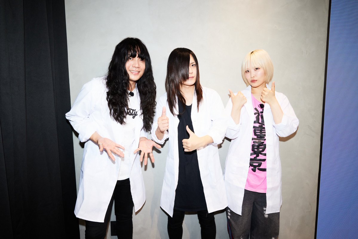 yabaT_official's tweet photo. このあと22:00〜
スペースシャワーTVにて
地獄の番組 #ヤバ研 が奇跡の復活✨

ぜひ、ご覧ください！！！！
実況・感想は #ヤバ研 https://t.co/sS5x9Yfu37