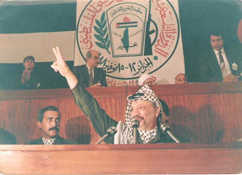 Palestinia7l's tweet photo. Behind the Palestinian legitimacy against the orphans of Iran, the Muslim brotherhood, UAE and the American backed zionist projects. https://t.co/CsXQzElxSJ