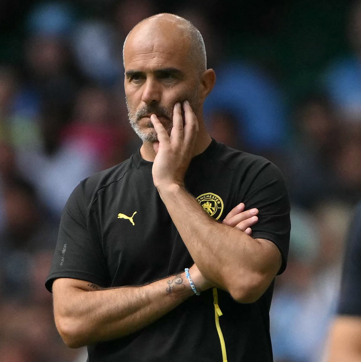 FabrizioRomano's tweet photo. 🚨 Enzo Maresca: “Enzo Fernández is a Chelsea player. I'm not going to talk about players that are not with us”.

“First of all, because I think it's a lack of respect, and second because I don't like when different managers talk about our players”, says via @city_xtra. https://t.co/ocCsMwVeU8