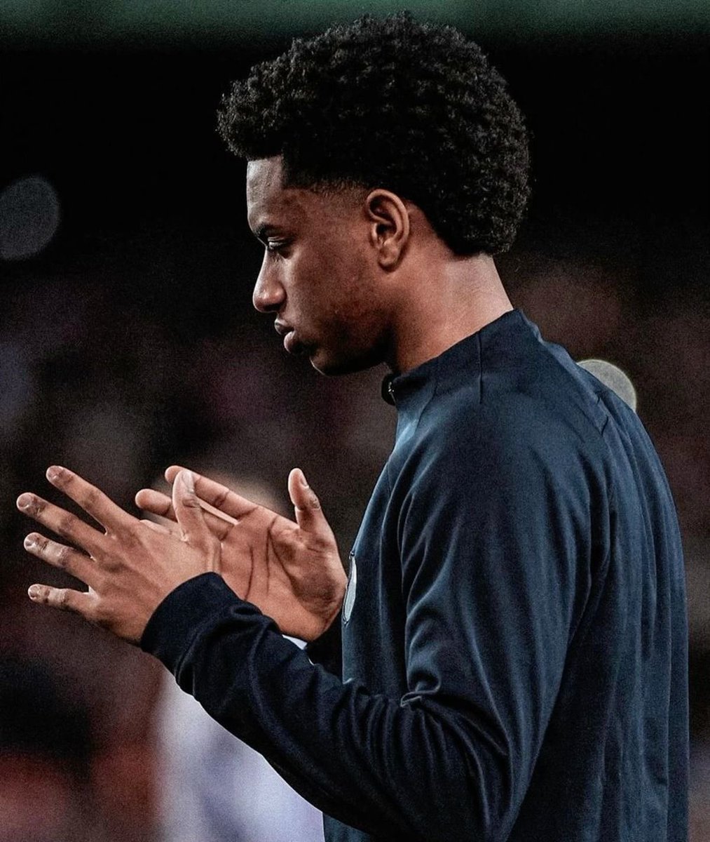 ACruishner's tweet photo. Most Barca fans are fueled by cognitive bias. Balde has always been good for us since his debut.

Injuries, specifically hammy injuries has been his only hurdle which is a factor for his downsides within certain seasons.

You cannot expect a 22 year old to make an insane leap in terms of development especially as a defender. 

Cules had no problem comparing him to Mendes, who’s a Lamine level talent at fullback just for the sake of personal interests “agendas”. The hatred rather emerged since Cancelo’s arrival who’s also another gifted baller with many many years of experience.
