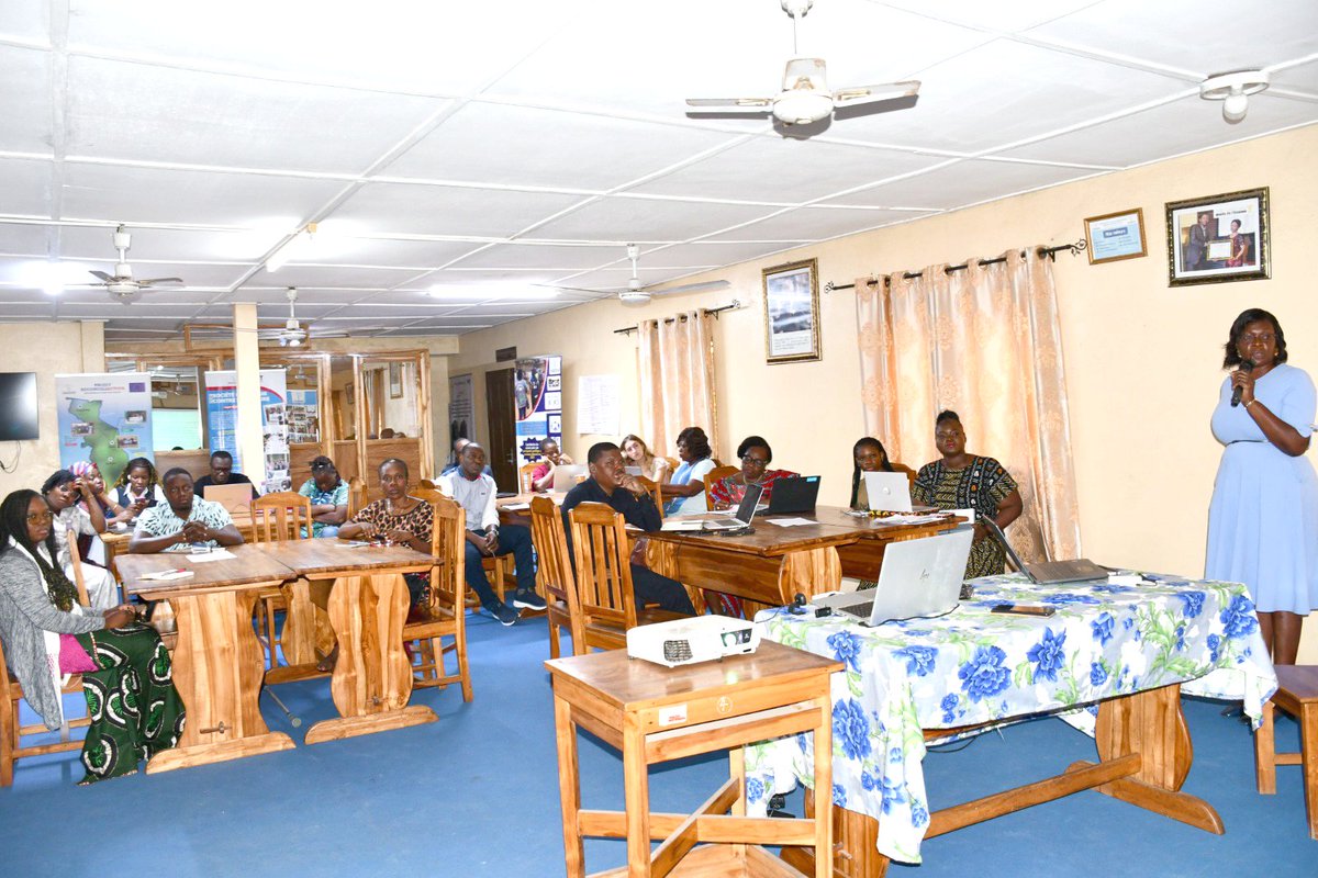 cacit_togo's tweet photo. documenter les progrès et les défis liés aux droits des femmes et contribuer à une évaluation participative de la situation au Togo. Le Togo doit être examiné par le Comité CEDEF le 14 octobre 2026, lors de sa 93ᵉ session. #CEDEF #DroitsDesFemmes #Togo #DroitsHumains https://t.co/ZooZf0PBwc