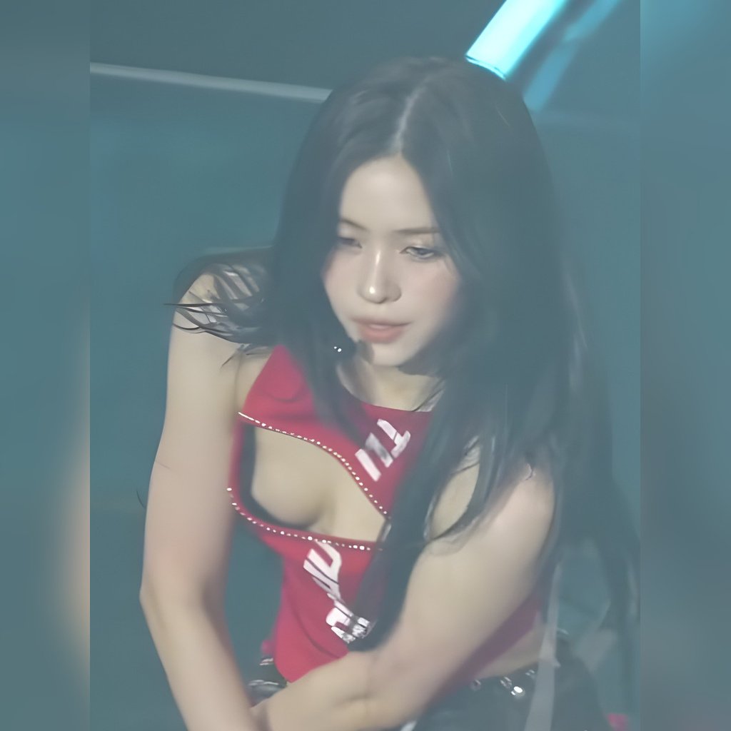 kpoppick36's tweet photo. itzy ryujin
잇지 류진

full vid https://t.co/XQUkI0KM1q https://t.co/atxpycaXPC