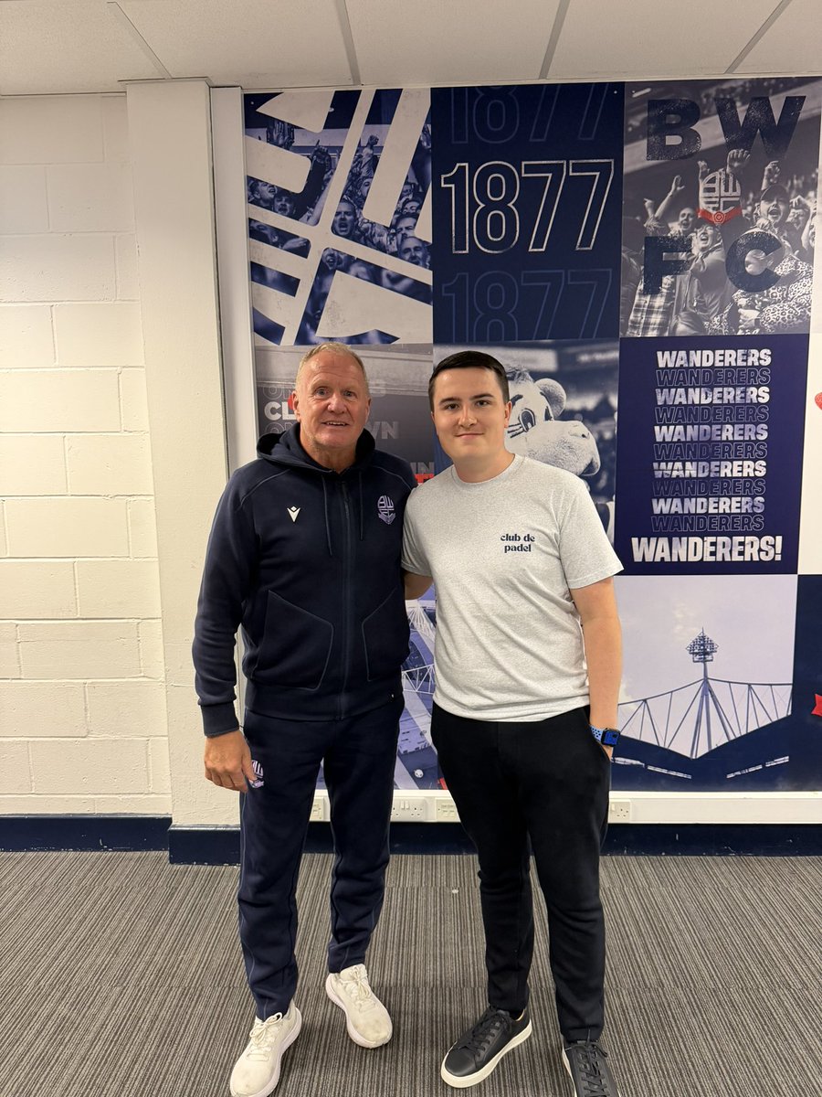JamieAM_'s tweet photo. 🔵⚪️Another fantastic Youth Advisory Group meeting with this weeks special guest: Super @JohnMcGinlay10 !

The Youth Advisory Group is a great way to:
🗣️Demonstrate fan engagement
🤝Meet like minded people
⚽️Have your say on your football club

#BWFC #COYWM (1/2) https://t.co/IzOb2GBlTO