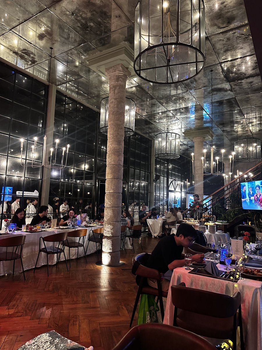 shaman_shark's tweet photo. MEXC VVIP CLOSE GATHERING NIGHT.
@MEXC #MEXC https://t.co/Xd7QEjBuS9